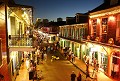 USA
Louisiane - 2013
La ville de la Nouvelle Orléans
Ambaince de la rue Bourbon de nuit  dans le Quartier Français ou VIeux Carré au centre historique de la ville.  
